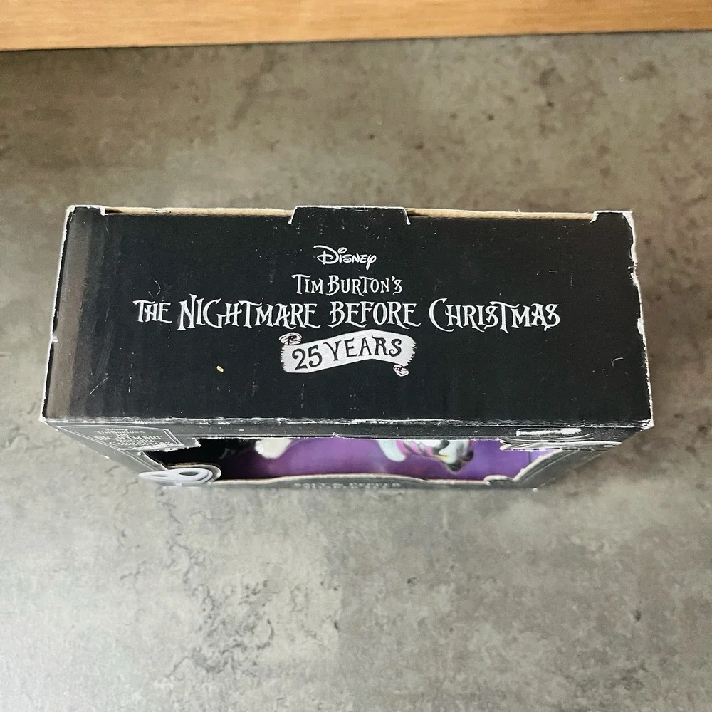 NEW The Nightmare Before Christmas Salt & Pepper Shakers Jack & Sally Halloween